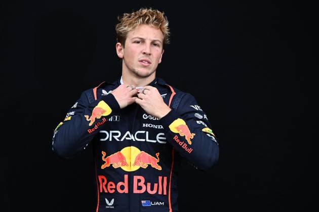 AUSTRALIAN GRAND PRIX, Liam Lawson of Red Bull Racing poses during the drivers portrait photo session at Albert Park Circuit in Melbourne, Victoria, Thursday, March 13, 2025. ( NO ARCHIVING, EDITORIAL USE ONLY, NO USE IN BOOKS WITHOUT CONSENT Melbourne Victoria Australia  Copyright: xJoelxCarrettx 20250313163567953622