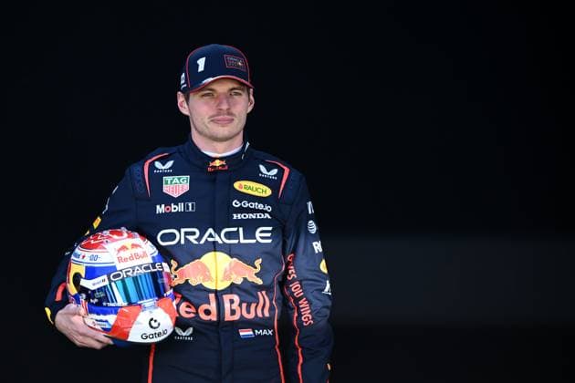 AUSTRALIAN GRAND PRIX, Max Verstappen of Red Bull Racing poses during the drivers portrait photo session at Albert Park Circuit in Melbourne, Victoria, Thursday, March 13, 2025. ( NO ARCHIVING, EDITORIAL USE ONLY, NO USE IN BOOKS WITHOUT CONSENT Melbourne Victoria Australia  Copyright: xJoelxCarrettx 20250313156141288777