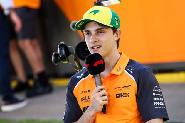 F1 - AUSTRALIAN GRAND PRIX 2025 PIASTRI Oscar (aus), McLaren F1 Team MCL39, portrait during the Formula 1 Louis Vuitton Australian Grand Prix 2025, 1st round of the 2025 FIA Formula One World Championship, WM, Weltmeisterschaft from March 14 to 16, 2025 on the Albert Park Grand Prix Circuit, in Melbourne, Australia - MelbourneAustralia  Copyright: xFLORENTxGOODENx