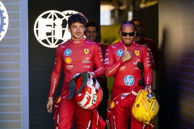 Sport Bilder des Tages Charles Leclerc (Scuderia Ferrari HP, 16), Lewis Hamilton (Scuderia Ferrari HP, 44) verlassen die FIA Garage, AUS, Formel 1 Weltmeisterschaft, Luis Vuitton Grand Prix von Australien, Albert Park Circuit Melbourne, Media Day, Saison 2025, 13.03.2025 AUS, Formel 1 Weltmeisterschaft, Luis Vuitton Grand Prix von Australien, Albert Park Circuit Melbourne, Media Day, Saison 2025, 13.03.2025 Melbourne Copyright: xEibner-Pressefoto Memmlerx EP_MMR