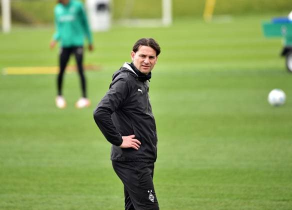 13.03.2025; Moenchengladbach; Fussball, Herren, Saison 2024 2025, Training Borussia Moenchengladbach Gerardo Seoane (Trainer Gladbach) DFL regulations prohibit any use of photographs as image sequences and or quasi-video. Borussia-Park NRW Deutschland