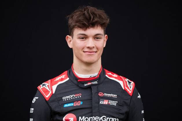 13.03.2025, xrarjax, Motorsport FIA Formel 1, Großer Preis von Australien 2025 v.l. Oliver Bearman (MoneyGram Haas F1 Team) Startnummer 87 (FIA REGULATIONS PROHIBIT ANY USE OF PHOTOGRAPHS as IMAGE SEQUENCES and or QUASI-VIDEO) Melbourne