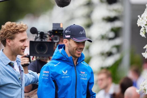 13.03.2025, xrarjax, Motorsport FIA Formel 1, Großer Preis von Australien 2025 v.l. Pierre Gasly (BWT Alpine F1 Team) Startnummer 10 (FIA REGULATIONS PROHIBIT ANY USE OF PHOTOGRAPHS as IMAGE SEQUENCES and or QUASI-VIDEO) Melbourne