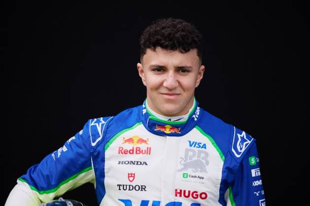 13.03.2025, xrarjax, Motorsport FIA Formel 1, Großer Preis von Australien 2025 v.l. Isack Hadjar (Racing Bulls) Startnummer 06 (FIA REGULATIONS PROHIBIT ANY USE OF PHOTOGRAPHS as IMAGE SEQUENCES and or QUASI-VIDEO) Melbourne