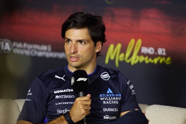 13.03.2025, xrarjax, Motorsport FIA Formel 1, Großer Preis von Australien 2025 v.l. Carlos Sainz (Williams Racing) Startnummer 55 (FIA REGULATIONS PROHIBIT ANY USE OF PHOTOGRAPHS as IMAGE SEQUENCES and or QUASI-VIDEO) Melbourne
