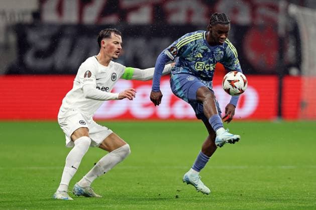 13.03.2025, xovx, Fußball UEFA Europa League, Eintracht Frankfurt - Ajax Amsterdam v.l. Robin Koch (Eintracht Frankfurt), Don-Angelo Komadu (Ajax Amsterdam) (DFL DFB REGULATIONS PROHIBIT ANY USE OF PHOTOGRAPHS as IMAGE SEQUENCES and or QUASI-VIDEO) emspor Frankfurt am Main