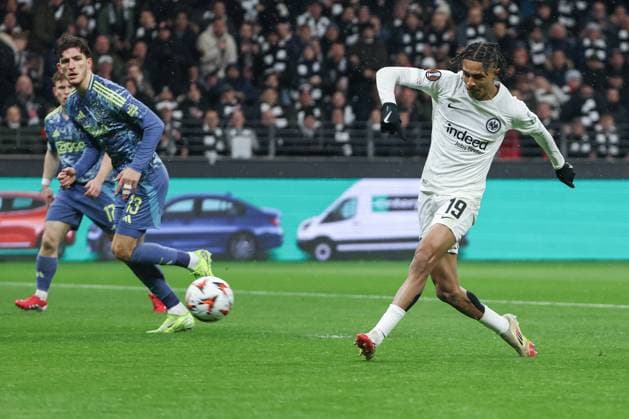 UEFA Europa League - Eintracht Frankfurt - Ajax Amsterdam am 13.03.2025 im Deutsche Bank Park in Frankfurt Jean Matteo Bahoya (Frankfurt 19) erzielt das Tor zum 1 zu 0