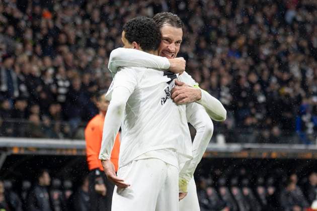 RECORD DATE NOT STATED UEFA Europa League: Eintracht Frankfurt - Ajax Amsterdam, 13.03.2025 Robin Koch (Eintracht Frankfurt 4) umarmt Torschützrn Hugo Ekitike (Eintracht Frankfurt 11) nach seine mTor zum 3:0, Eintracht Frankfurt - Ajax Amsterdam, Frankfurt, Deutsche Bank Park, 13.3.2025 Copyright: xBEAUTIFULxSPORTS Gawlikx