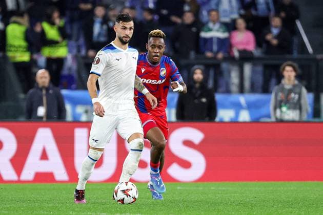 13th March 2025, Stadio Olimpico, Rome, Italy; UEFA Europa League Last 16, Second Leg, Football; Lazio versus Viktoria Plzen; Valentin Castellanos of SS Lazio under pressure from Sampson Dweh of Viktoria Plzen  ActionPlus12759764 EmanuelexPennacchio