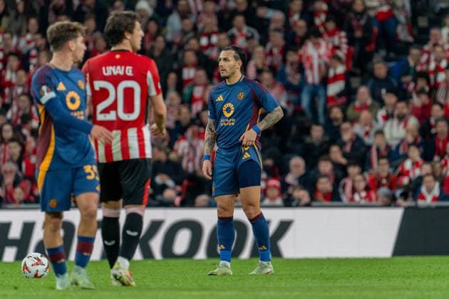 Bilbao, Spain, March 13th 2025 Leando Parades (N16 AS Roma) frustrated during the UEFA Europa League match between Athletic de Bilbao and AS Roma at San Mames in Bilbao, Spain (Andres Lopez Sheridan SPP) Copyright: xAndresxLopezxSheridanxx xSPPx spp-en-AnLoShSp-ATH-ROM-27