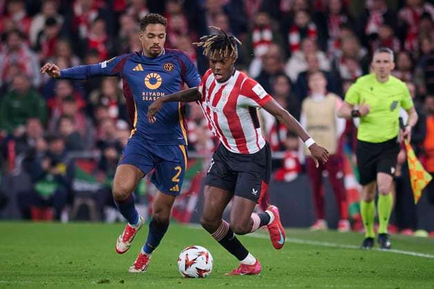 ATHLETIC DE BILBAO v AS ROMA. UEFA EUROPA LEAGUE 2024 2025. ROUND OF 16. Athletic de Bilbao s Nico Williams (r) and AS Roma™s Devyne Rensch (l) during UEFA Europa League 2024 2025 Round of 16 2nd leg match. March 13,2025. (ALTERPHOTOS Jorge Ropero) BilbaoSpain  Copyright: xJorgexRoperox