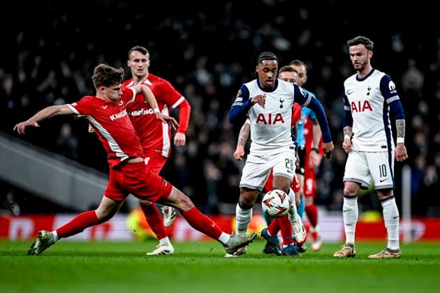 AZ Alkmaar defender Wouter Goes, Tottenham Hotspur defender Djed Spence, Tottenham Hotspur midfielder James Maddison, during the match Tottenham Hotspur - AZ at the Tottenham Hotspur Stadium for the UEFA Europa League - Round of 16 - 2nd Leg season 2024-2025 in LONDON, Great Britain on 13 march 2025, (photo by Stefan Koops EYE4images DeFodi Images)