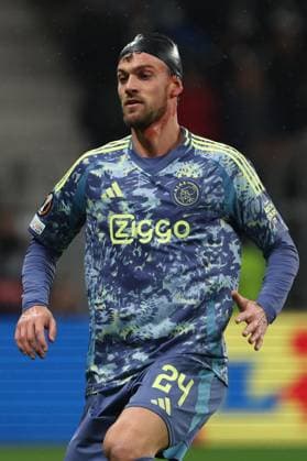 2025.03.13 xJAx UEFA EUROPA LEAGUE Eintracht Frankfurt - AFC Ajax Amsterdam v.l.,Daniele Rugani (AFC Ajax Amsterdam) blutet am Kopf (DFL DFB REGULATIONS PROHIBIT ANY USE OF PHOTOGRAPHS as IMAGE SEQUENCES and or QUASI-VIDEO) Copyright: JoaquimxFerreira