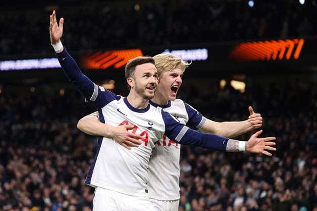 Tottenham Hotspur v AZ Alkmaar 13 March 2025, London - UEFA Europa League - Round of 16 - Second Leg - Tottenham Hotspur v AZ Alkmaar - James Maddison of Tottenham Hotspur celebrates their second goal with Lucas Bergvall of Tottenham Hotspur - Photo: Jacques Feeney Offside. London UK Copyright: xJacquesxFeeneyx xOffsidexOffside
