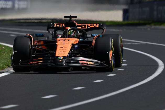 AUSTRALIAN GRAND PRIX, Oscar Piastri of McLaren during Free Practice One at the Albert Park Circuit in Melbourne, Victoria, Friday, March 14, 2025. ( NO ARCHIVING, EDITORIAL USE ONLY, NO USE IN BOOKS WITHOUT CONSENT Melbourne Victoria Australia  Copyright: xJoelxCarrettx 20250314137291774469