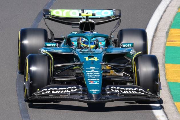 March 14, 2025, Albert Park Formula One Circuit, Victoria, Australia: 14 FERNANDO ALONSO from the Aston Martin Aramco F1 Team driving the Mercedes powered Aston Martin Aramco AMR25 during practice session 1 at the Formula 1 Louis Vuitton Australian Grand Prix 2025 at Albert Park, Melbourne, Australia. Albert Park Formula One Circuit Australia - ZUMAl303 20250314_aaf_l303_020 Copyright: xSydneyxLowx