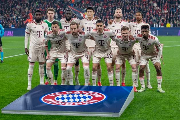 11.03.2025, Fussball: UEFA Champions League, Saison 2024 2025, Achtelfinale, Rueckspiel, Bayer 04 Leverkusen - FC Bayern Muenchen in der BayArena in Leverkusen. Die Startelf vom FC Bayern Muenchen. Foto: Kirchner-Media Thomas Haesler Copyright: xKirchner-Media ThomasxHaeslerx