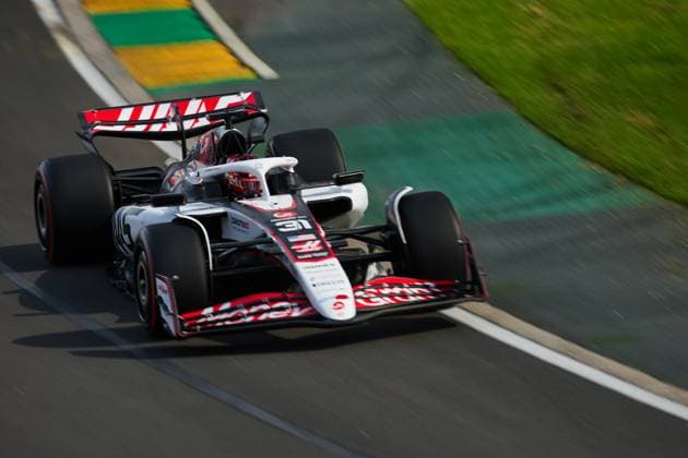 14.03.2025, xrarjax, Motorsport FIA Formel 1, Großer Preis von Australien 2025 v.l. Esteban Ocon (MoneyGram Haas F1 Team) Startnummer 31 (FIA REGULATIONS PROHIBIT ANY USE OF PHOTOGRAPHS as IMAGE SEQUENCES and or QUASI-VIDEO) Melbourne