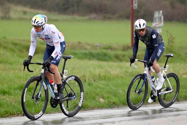 Paris - Nice 2025 - stage 6 BERRE L ETANG, FRANCE - MARCH 14 : Gachignard Thomas (FRA) of Team Totalenergies and Cavagna Remi (FRA) of Groupama - Fdj during stage 6 of the 83th edition of the Paris - Nice cycling race, a stage of 209,8km with start in Saint-Julien-en-Saint-Alban and finish in Berre L Etang on March 14, 2025 in Berre L Etang, France, 14 03 2025 ( Motordriver Kenny Verfaillie - Berre L Etang France  Copyright: xNicoxVereeckenx