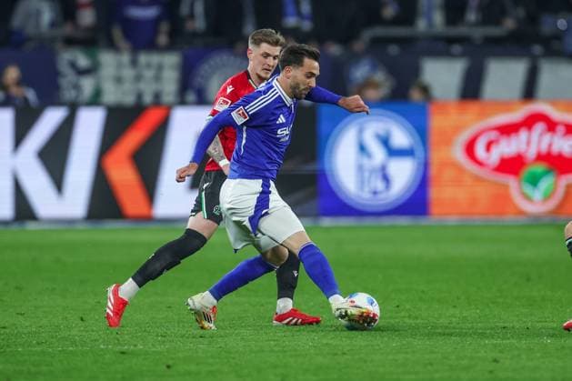 14.03.2025, Fussball, Saison 2024 2025, 2. Bundesliga, 26. Spieltag, FC Schalke 04 - Hannover 96, Kenan Karaman (FC Schalke 04) Gelsenkirchen Veltins Arena NRW Deutschland xRHR-FOTO TRx