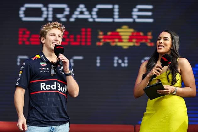F1 Grand Prix Of Australia - Qualifying Liam Lawson of New Zealand and Oracle Red Bull Racing attends the Fan Forum during Qualifying ahead of the F1 Grand Prix of Australia at Albert Park Circuit in Melbourne, Australia, on March 15, 2025. Melbourne Victoria Australia  Copyright: xPaddockerx originalFilename:paddocker-f1grandp250315_npIPf.jpg
