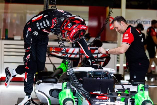 F1 - AUSTRALIAN GRAND PRIX 2025 OCON Esteban (fra), Haas F1 Team VF-25, portrait during the Formula 1 Louis Vuitton Australian Grand Prix 2025, 1st round of the 2025 FIA Formula One World Championship, WM, Weltmeisterschaft from March 14 to 16, 2025 on the Albert Park Grand Prix Circuit, in Melbourne, Australia -  Copyright: xJoaoxFilipex