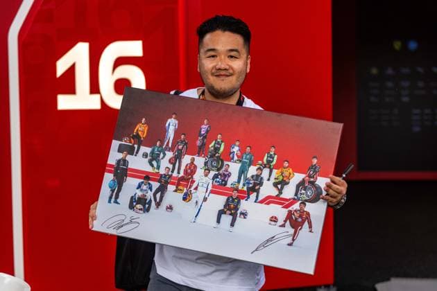 March 15, 2025, Melbourne, Victoria, Australia: Yang Fei, a VIP guest chases all 20 driver signatures for his collection on Saturday at the Formula 1 Louis Vuitton Australian Grand Prix 2025 on March 15, 2025 in Melbourne, Australia. Melbourne Australia - ZUMAf186 20250315_zsp_f186_024 Copyright: xJamesxForresterx