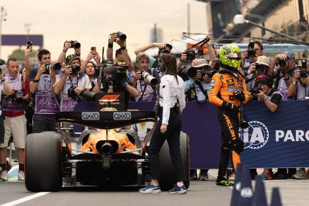 15.03.2025, Albert Park Circuit, Melbourne, FORMULA 1 LOUIS VUITTON AUSTRALIAN GRAND PRIX 2025 ,im Bild Poleposition für Lando Norris (GBR), McLaren F1 Team (Photo by Hasan Bratic DeFodi Images)