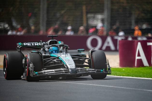 March 15, 2025, Melbourne, Victoria, Australia: Mercedes-AMG PETRONAS Formula One Team driver GEORGE RUSSELL (63) of the United Kingdom at Turn 12 (Lauda) on Saturday at the Formula 1 Louis Vuitton Australian Grand Prix 2025 on March 15, 2025 in Melbourne, Australia. Melbourne Australia - ZUMAf186 20250315_zsp_f186_110 Copyright: xJamesxForresterx