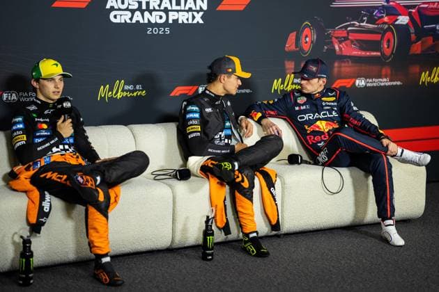 FORMULA 1 AUSTRALIAN GRAND PRIX 2025 OSCAR PIASTRI (AUS) of McLaren Racing 81 , LANDO NORRIS (GBR) of McLaren Racing 4 and MAX VERSTAPPEN (NED) of Oracle Red Bull Racing 1 during the FORMULA 1 LOUIS VUITTON AUSTRALIAN GRAND PRIX 2025 at Albert Park Circuit, Melbourne, Australia on 15 March 2025 Credit: Antoine Lapeyre Every Second Media Editorial use only. All images are copyright Every Second Media Limited. No images may be reproduced without prior permission. Copyright: xIMAGO EveryxSecondxMediax ESM-1368-0044 AntoinexLapeyrex xEveryxSecondxMediax