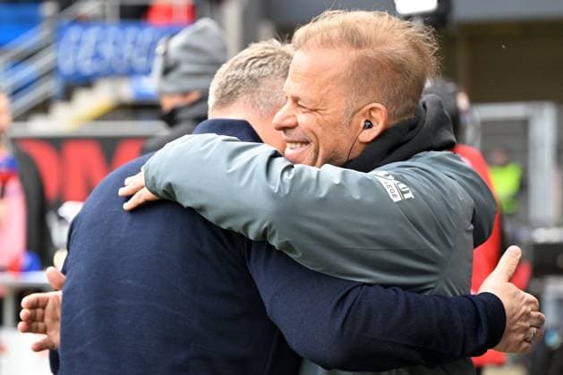Paderborn, Home Deluxe Arena, 15.03.25, GER, Herren, 2.Bundesliga, Saison 2024-2025, SC Paderborn 07 - 1.FC Kaiserslautern Bild: v.li. Trainer Lukas KWASNIOK (Paderborn) und Trainer Markus ANFANG (Kaiserslautern) Only for editorial use! DFL regulations prohibit any use of photographs as image sequences and or quasi-video. NRW Deutschland