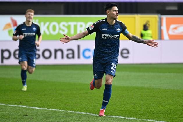 Paderborn, Home Deluxe Arena, 15.03.25, GER, Herren, 2.Bundesliga, Saison 2024-2025, SC Paderborn 07 - 1.FC Kaiserslautern Bild: Raphael OBERMAIR (Paderborn) jubelt nach seinem Tor zum 2:0 Only for editorial use! DFL regulations prohibit any use of photographs as image sequences and or quasi-video. NRW Deutschland