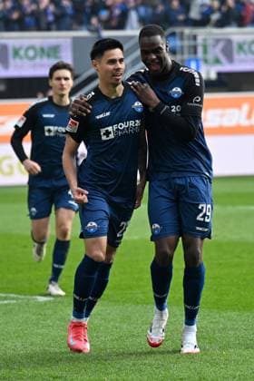 Paderborn, Home Deluxe Arena, 15.03.25, GER, Herren, 2.Bundesliga, Saison 2024-2025, SC Paderborn 07 - 1.FC Kaiserslautern Bild: Raphael OBERMAIR (Paderborn) jubelt nach seinem Tor zum 2:0 Only for editorial use! DFL regulations prohibit any use of photographs as image sequences and or quasi-video. NRW Deutschland