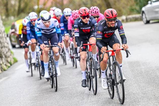Paris - Nice 2025 - stage 7 AURON, FRANCE - MARCH 15 : Alaphilippe Julian (FRA) of Tudor Pro Cycling Team leading the escape pack during stage 7 of the 83th edition of the Paris - Nice cycling race, a stage of 109,3km with start in Nice and finish at Auron on March 15, 2025 in Auron, France, 15 03 2025 ( Motordriver Kenny Verfaillie - Auron France  Copyright: xNicoxVereeckenx