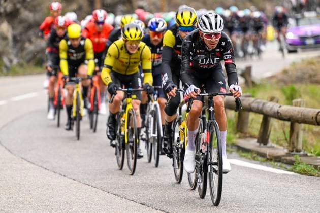 Paris - Nice 2025 - stage 7 AURON, FRANCE - MARCH 15 : Oliveira Ivo (POR) of Uae Team Emirates - Xrg leading the peloton during stage 7 of the 83th edition of the Paris - Nice cycling race, a stage of 109,3km with start in Nice and finish at Auron on March 15, 2025 in Auron, France, 15 03 2025 ( Motordriver Kenny Verfaillie - Auron France  Copyright: xNicoxVereeckenx