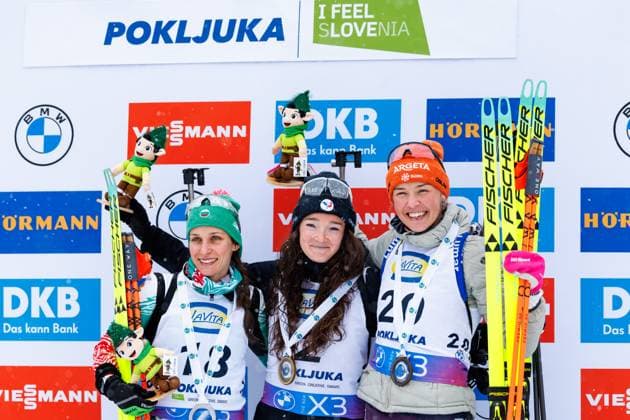 Sport Themen der Woche KW11 BIATHLON - IBU WC Pokljuka POKLJUKA,SLOVENIA,15.MAR.25 - BIATHLON - IBU World Cup, 12.5km mass start, ladies. Image shows the rejoicing of Milena Todorova (BUL), Lou Jeanmonnot (FRA) and Anamarija Lampic (SLO).  GEPAxpictures xMaticxKlansek