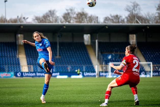 Google Pixel Frauen-Bundesliga, TSG Hoffenheim - 1. FC Köln; 15.03.2025 Lisann Kaut (TSG Hoffenheim, 4) am Ball Google Pixel Frauen-Bundesliga, TSG Hoffenheim - 1. FC Köln, am 15.03.2025 im Dietmar-Hopp-Stadion in Hoffenheim. DFB REGULATIONS PROHIBIT ANY USE OF PHOTOGRAPHS AS IMAGE SEQUENCES AND OR QUASI-VIDEO. Copyright: xBEAUTIFULxSPORTS Gelhardtx