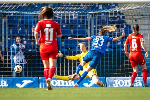 Google Pixel Frauen-Bundesliga, TSG Hoffenheim - 1. FC Köln; 15.03.2025 Tor durch Fabienne Dongus (TSG Hoffenheim, 33) zum 5:1 Google Pixel Frauen-Bundesliga, TSG Hoffenheim - 1. FC Köln, am 15.03.2025 im Dietmar-Hopp-Stadion in Hoffenheim. DFB REGULATIONS PROHIBIT ANY USE OF PHOTOGRAPHS AS IMAGE SEQUENCES AND OR QUASI-VIDEO. Copyright: xBEAUTIFULxSPORTS Gelhardtx