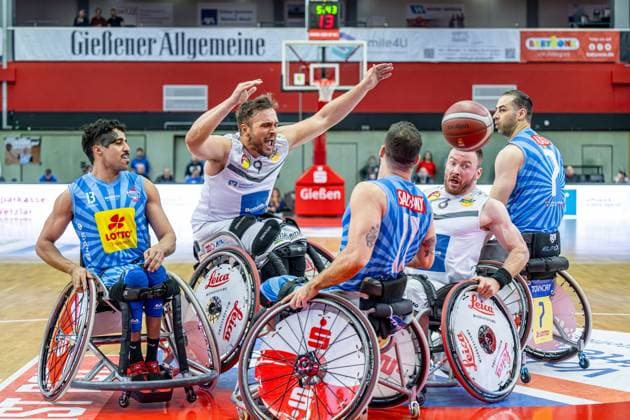 Bilder des Jahres 2025, Sport 03 März Sport Themen der Woche KW11 RECORD DATE NOT STATED RBBL; RSV Lahn-Dill - RSB Thuringia Bulls, 15.03.25 Matthias Güntner (RSV Lahn-Dill, 9), Jannik Blair (RSV Lahn-Dill, 6), Driss Saaid (RSB Thuringia Bulls, 13), Jordi Ruiz (RSB Thuringia Bulls, 11), Vahid Ghol Amazad (RSB Thuringia Bulls, 7) RBBL; RSV Lahn-Dill - RSB Thuringia Bulls: Gießen, 15.03.25 *** RBBL RSV Lahn Dill RSB Thuringia Bulls, 15 03 25 Matthias Güntner RSV Lahn Dill, 9 , Jannik Blair RSV Lahn Dill, 6 , Driss Saaid RSB Thuringia Bulls, 13 , Jordi Ruiz RSB Thuringia Bulls, 11 , Vahid Ghol Amazad RSB Thuringia Bulls, 7 RBBL RSV Lahn Dill RSB Thuringia Bulls Gießen, 15 03 25 Copyright: xBEAUTIFULxSPORTS Roeczeyx
