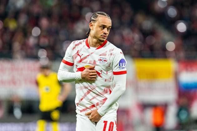 15.03.2025, RB Leipzig vs. Borussia Dortmund, 1. Bundesliga, 26. Spieltag Xavi Simons (RB Leipzig, 10) Wichtiger Hinweis: Gemaess den Vorgaben der DFL Deutsche Fussball Liga bzw. des DFB Deutscher Fussball-Bund ist es untersagt, in dem Stadion und oder vom Spiel angefertigte Fotoaufnahmen in Form von Sequenzbildern und oder videoaehnlichen Fotostrecken zu verwerten Copyright: xBahhoxKarax