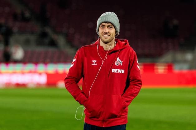 RECORD DATE NOT STATED 2. Fußball Bundesliga: 1. FC Köln - SV Darmstadt 98; 15.03.2025 Luca Waldschmidt (1. FC Köln, 9) während der Platzbegehung 2. Fußball Bundesliga, 1. FC Köln - SV Darmstadt 98, Köln, Rheinenergiestadion am 15.03.2025 DFL REGULATIONS PROHIBIT ANY USE OF PHOTOGRAPHS AS IMAGE SEQUENCES AND OR QUASI-VIDEO.