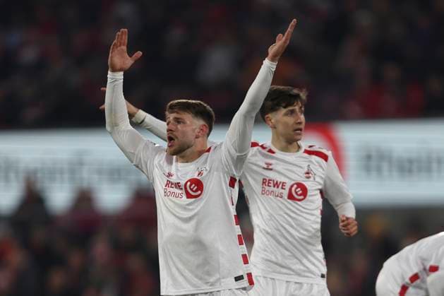 Jan Thielmann (1. FC Koeln) gestikuliert, Gestik waehrend des Spiels der 2. Bundesliga zwischen 1. FC Köln und SV Darmstadt 98 im RheinEnergieStadion am 15. March 2025 in Köln, Deutschland. (Foto von Oliver Kaelke DeFodi Images) +++ Jan Thielmann (1. FC Koeln) gestures during the 2. Bundesliga match between 1. FC Köln and SV Darmstadt 98 at RheinEnergieStadion on March 15, 2025 in Cologne, Germany. (Photo by Oliver Kaelke DeFodi Images) DFB DFL REGULATIONS PROHIBIT ANY USE OF PHOTOGRAPHS AS IMAGE SEQUENCES AND OR QUASI-VIDEO. (Photo by Oliver Kaelke DeFodi Images)