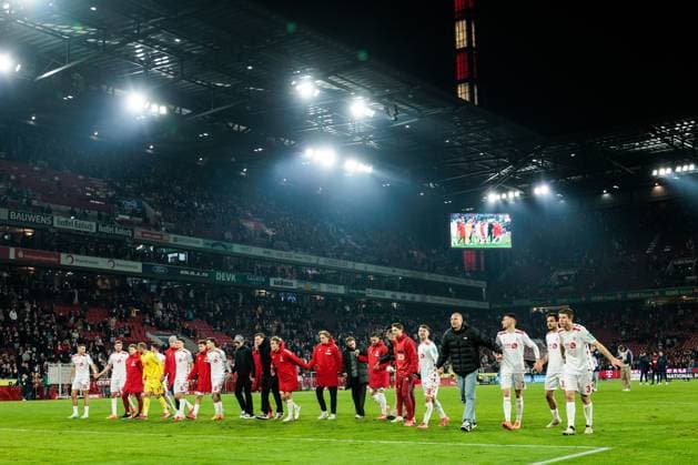 2. Fußball Bundesliga: 1. FC Köln - SV Darmstadt 98; 15.03.2025 Die Spieler des 1. FC Köln feiern den Sieg mit der Kurve 2. Fußball Bundesliga, 1. FC Köln - SV Darmstadt 98, Köln, Rheinenergiestadion am 15.03.2025 DFL REGULATIONS PROHIBIT ANY USE OF PHOTOGRAPHS AS IMAGE SEQUENCES AND OR QUASI-VIDEO.