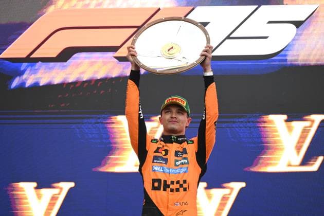 AUSTRALIAN GRAND PRIX, Lando Norris of McLaren celebrates winning the Australian Formula One Grand Prix at Albert Park in Melbourne, Victoria, Sunday, March 16, 2025. ( NO ARCHIVING, EDITORIAL USE ONLY, NO USE IN BOOKS WITHOUT CONSENT Melbourne Victoria Australia  Copyright: xJoelxCarrettx 20250316128625845281