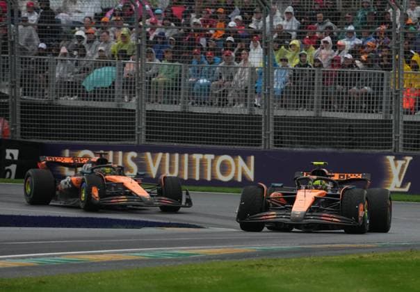 FORMULA 1 LOUIS VUITTON AUSTRALIAN GRAND PRIX 2025 16.03.2025, Albert Park Circuit, Melbourne, FORMULA 1 LOUIS VUITTON AUSTRALIAN GRAND PRIX 2025 ,im Bild Lando Norris (GBR), McLaren F1 Team, Oscar Piastri (AUS)