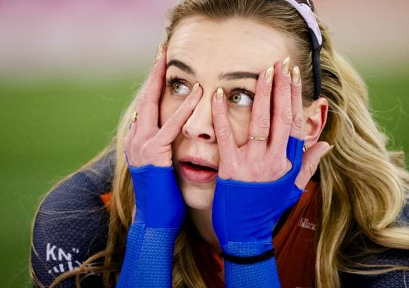 Sport Themen der Woche KW11 Sport Bilder des Tages Eisschnelllauf, Einzelstrecken WM in Hamar HAMAR - Joy Beune (Netherlands) reacts after winning the women s 1500 meters on the final day of the World Distance Championships in Hamar, Norway. ANP SEM VAN DER WAL xVIxANPxSportx xxANPxIVx 522471225 originalFilename: 522471225.jpg