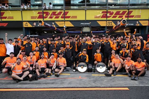 Bilder des Jahres 2025, Sport 03 März Sport Themen der Woche KW11 (250316) -- MELBOURNE, March 16, 2025 -- Mclaren F1 team celebrate after the Formula One Australia Grand Prix at Albert Park in Melbourne, Australia, March 16, 2025. (Photo by Xinhua) (SP)AUSTRALIA-MELBOURNE-F1-GRAND PRIX 2025-RACE?? QianxJun 