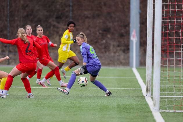 Das Tor zum 0:2 durch Lisa Heiseler (1. FC Union Berlin, 07), mit Anna Wellmann (FC Bayern Muenchen, 41), GER, FC Bayern Muenchen II vs. 1. FC Union Berlin, Fussball, 2. Frauen-Bundesliga, 18. Spieltag, Saison 2024 2025, 16.03.2025, GER, FC Bayern Muenchen II vs. 1. FC Union Berlin, Fussball, 2. Frauen-Bundesliga, 18. Spieltag, Saison 2024 2025, 16.03.2025 Muenchen Copyright: xEibner-Pressefoto JennixMaulx EP_JML