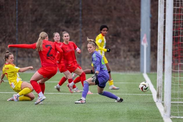 Das Tor zum 0:2 durch Lisa Heiseler (1. FC Union Berlin, 07), mit Anna Wellmann (FC Bayern Muenchen, 41), GER, FC Bayern Muenchen II vs. 1. FC Union Berlin, Fussball, 2. Frauen-Bundesliga, 18. Spieltag, Saison 2024 2025, 16.03.2025, GER, FC Bayern Muenchen II vs. 1. FC Union Berlin, Fussball, 2. Frauen-Bundesliga, 18. Spieltag, Saison 2024 2025, 16.03.2025 Muenchen Copyright: xEibner-Pressefoto JennixMaulx EP_JML
