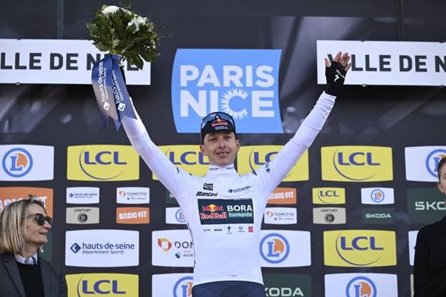 Paris - Nice 2025 - stage 8 NICE, FRANCE - MARCH 16 : Lipowitz Florian (GER) of Red Bull - Bora - Hansgrohe on the podium during stage 8 and final stage of the 83th edition of the Paris - Nice cycling race, a stage of 119,9km with start and finish in Nice on March 16, 2025 in Nice, France, 16 03 2025 ( Motordriver Kenny Verfaillie - Nice France  Copyright: xNicoxVereeckenx